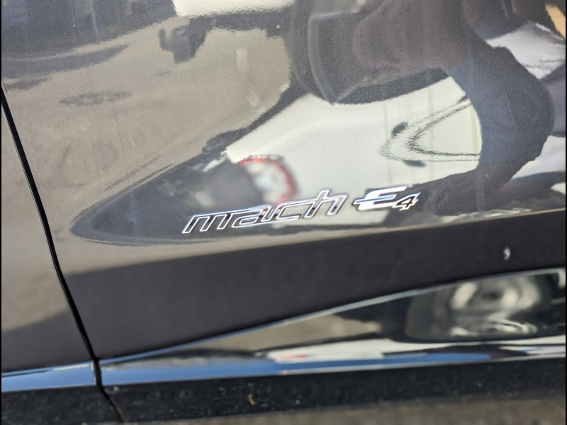 Photo 8 de l’annonce de FORD Mustang Mach-E d’occasion à vendre à CHAMBERY