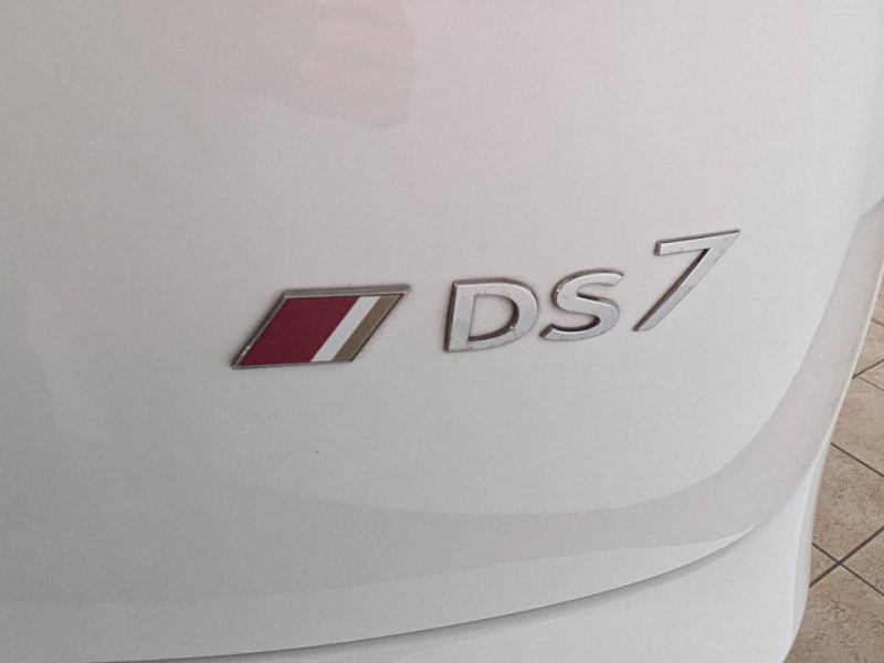 Photo 8 de l’annonce de DS DS 7 Crossback d’occasion à vendre à CHENNEVIÈRES-SUR-MARNE