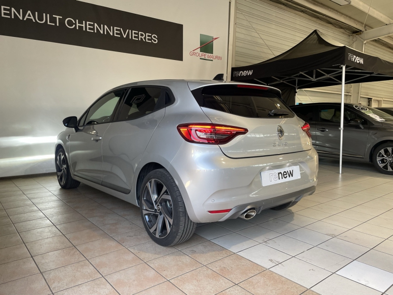 Photo 5 de l’annonce de RENAULT Clio d’occasion à vendre à CHENNEVIÈRES-SUR-MARNE