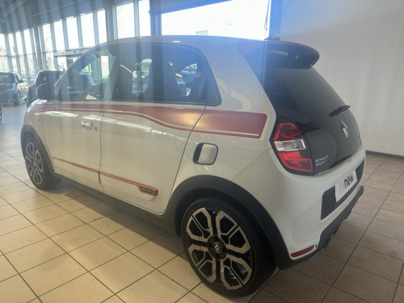 Photo 4 de l’annonce de RENAULT Twingo d’occasion à vendre à CHENNEVIÈRES-SUR-MARNE