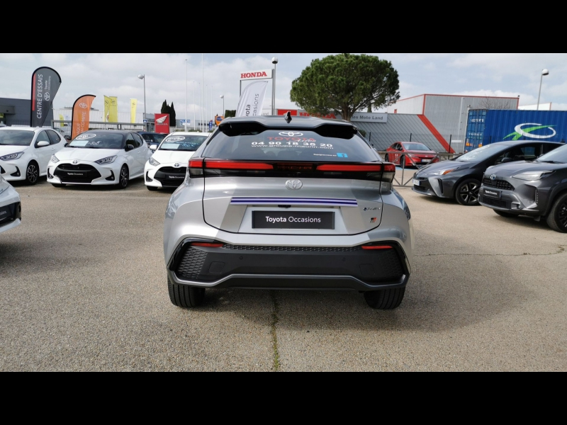 Photo 5 de l’annonce de TOYOTA C-HR d’occasion à vendre à ARLES