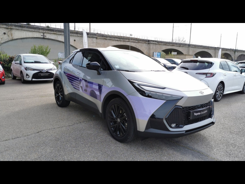 Photo 8 de l’annonce de TOYOTA C-HR d’occasion à vendre à ARLES