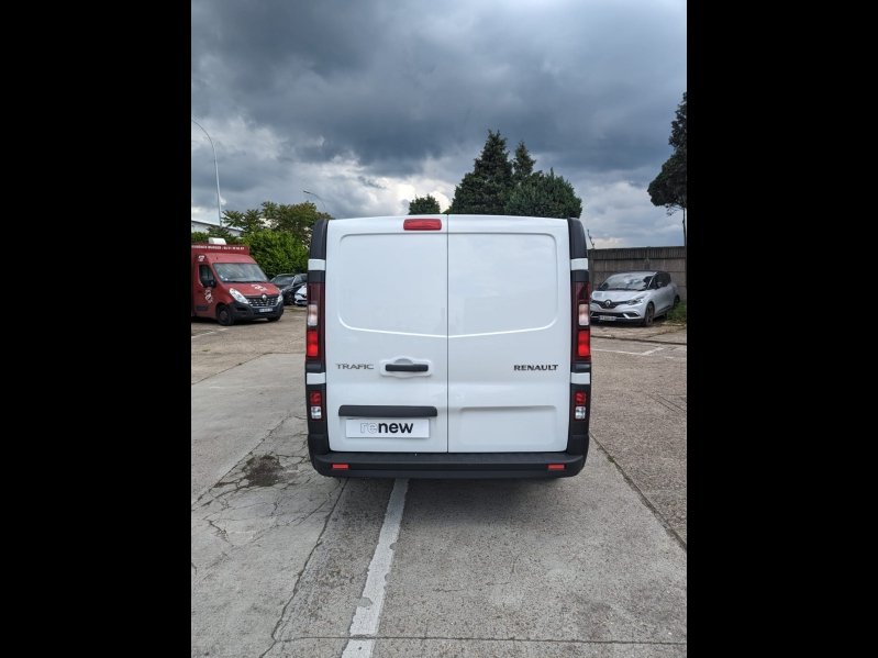 Photo 8 de l’annonce de RENAULT Trafic Fg VUL d’occasion à vendre à CHENNEVIÈRES-SUR-MARNE