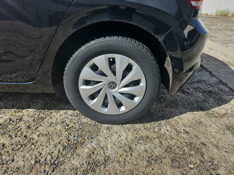 Photo 8 de l’annonce de VOLKSWAGEN Polo d’occasion à vendre à DIGNE-LES-BAINS