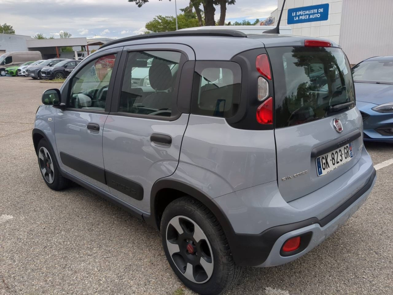 Photo 9 de l’annonce de FIAT Panda d’occasion à vendre à CARPENTRAS