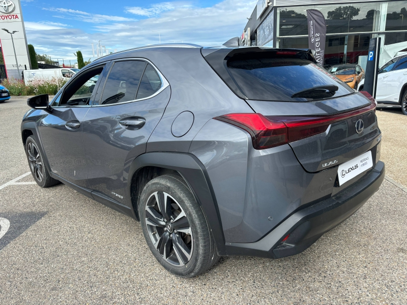 Photo 5 de l’annonce de LEXUS UX d’occasion à vendre à MONTFAVET