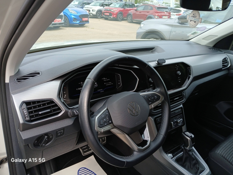 Photo 14 de l’annonce de VOLKSWAGEN T-Cross d’occasion à vendre à NÎMES