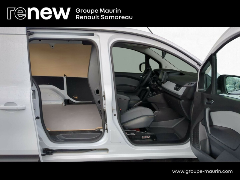 Photo 10 de l’annonce de RENAULT Kangoo Van d’occasion à vendre à FONTAINEBLEAU