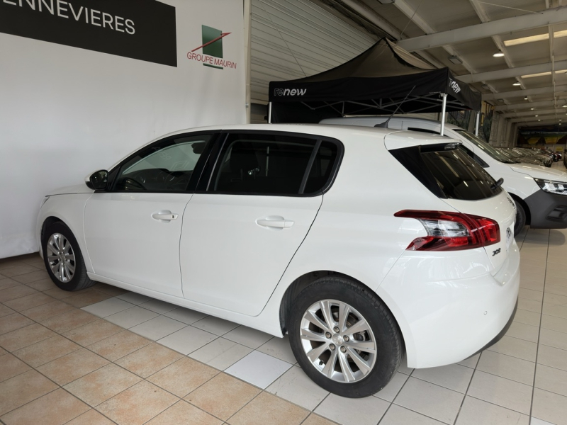 Photo 6 de l’annonce de PEUGEOT 308 d’occasion à vendre à CHENNEVIÈRES-SUR-MARNE