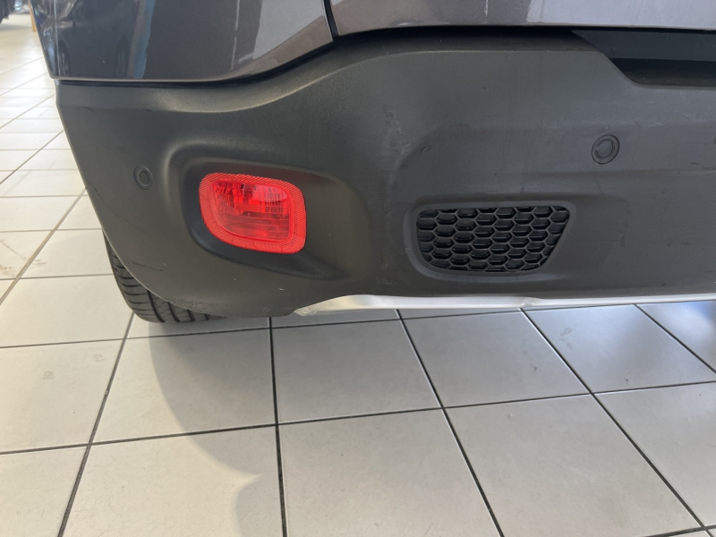 Photo 5 de l’annonce de JEEP Renegade d’occasion à vendre à CHENNEVIÈRES-SUR-MARNE