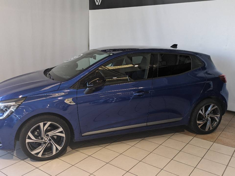 Photo 3 de l’annonce de RENAULT Clio d’occasion à vendre à CHENNEVIÈRES-SUR-MARNE