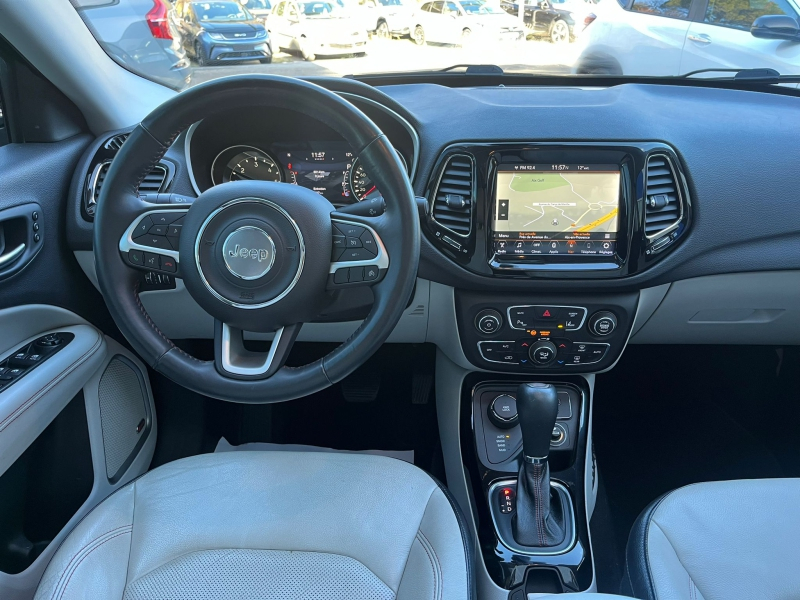 Photo 6 de l’annonce de JEEP Compass d’occasion à vendre à AIX-EN-PROVENCE