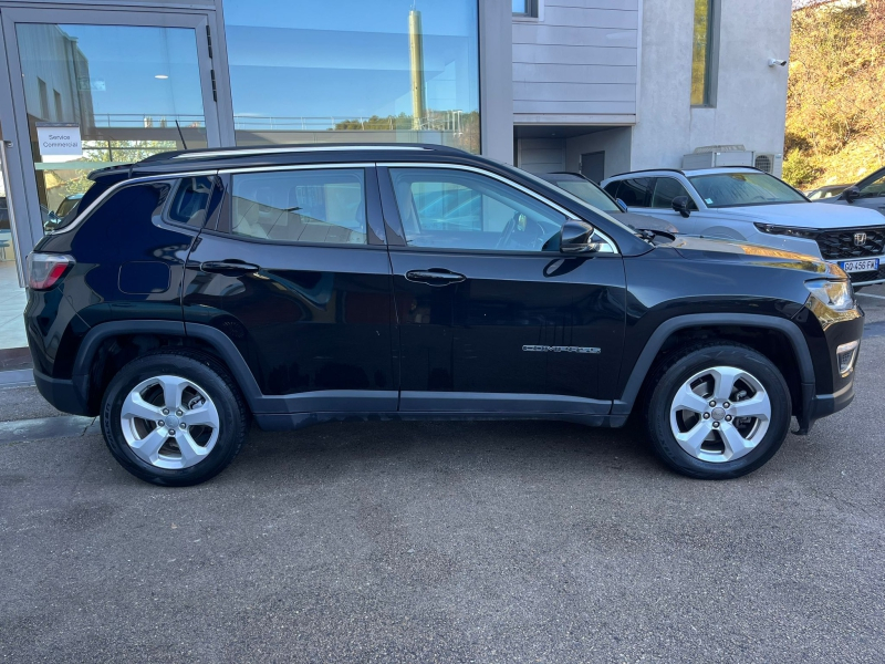 Photo 11 de l’annonce de JEEP Compass d’occasion à vendre à AIX-EN-PROVENCE