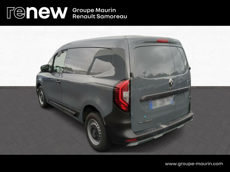 Photo 4 de l’annonce de RENAULT Kangoo Van d’occasion à vendre à FONTAINEBLEAU