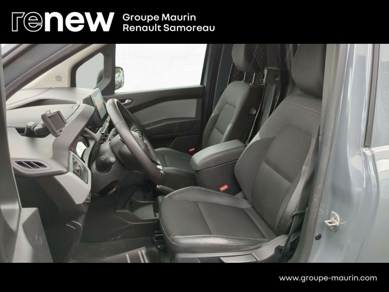 Photo 13 de l’annonce de RENAULT Kangoo Van d’occasion à vendre à FONTAINEBLEAU