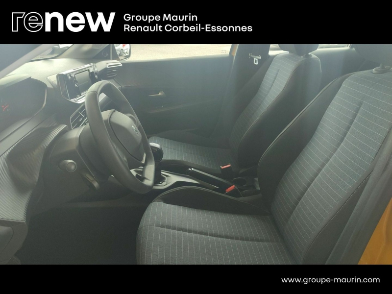 Photo 12 de l’annonce de PEUGEOT 208 d’occasion à vendre à CORBEIL-ESSONNES