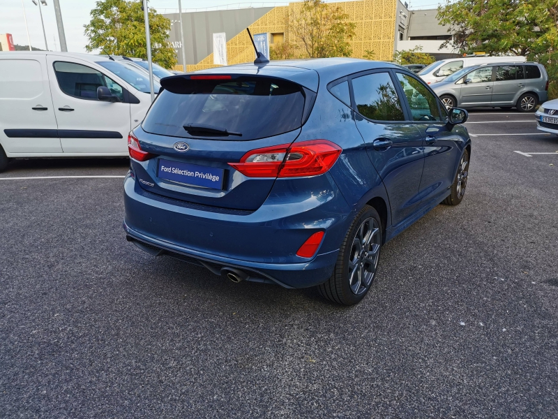 Photo 4 de l’annonce de FORD Fiesta d’occasion à vendre à DRAGUIGNAN