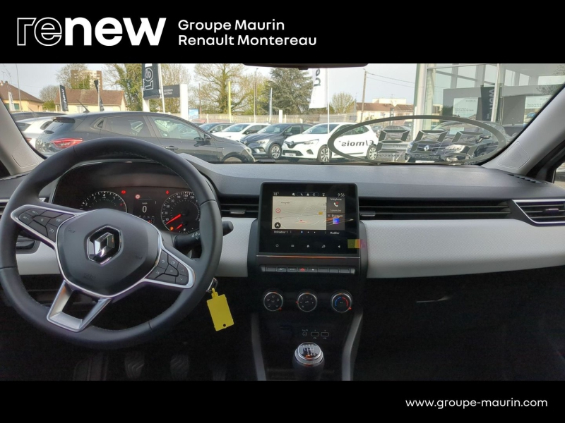 Photo 8 de l’annonce de RENAULT Clio d’occasion à vendre à PROVINS