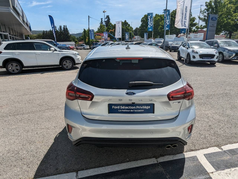 Photo 4 de l’annonce de FORD Focus d’occasion à vendre à DRAGUIGNAN