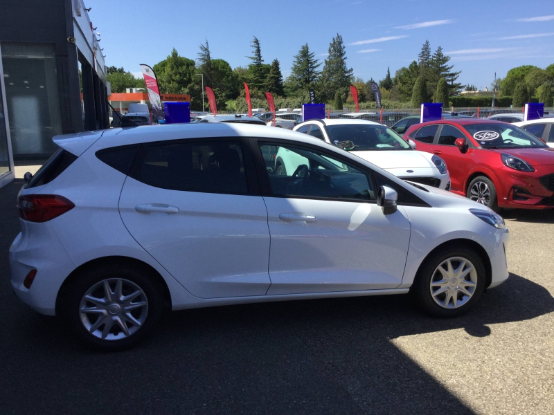 Photo 4 de l’annonce de FORD Fiesta d’occasion à vendre à AVIGNON