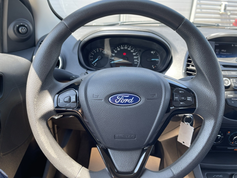 Photo 15 de l’annonce de FORD Ka+ d’occasion à vendre à ORANGE