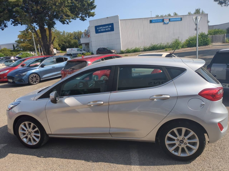 Photo 7 de l’annonce de FORD Fiesta d’occasion à vendre à CARPENTRAS