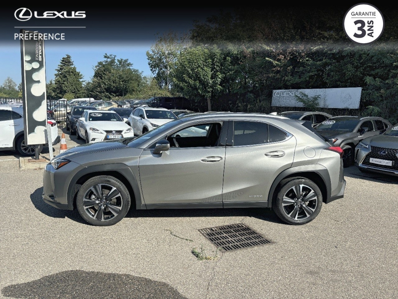 Photo 3 de l’annonce de LEXUS UX d’occasion à vendre à MONTFAVET