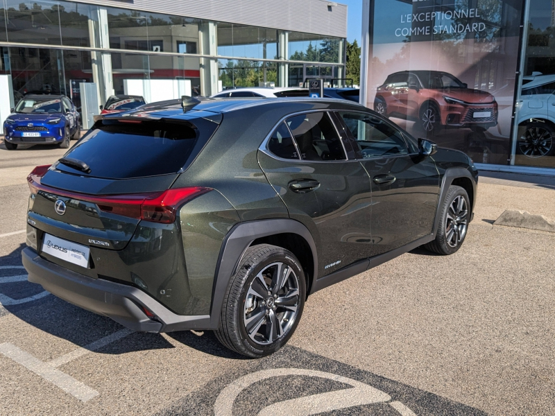 Photo 3 de l’annonce de LEXUS UX d’occasion à vendre à MONTFAVET