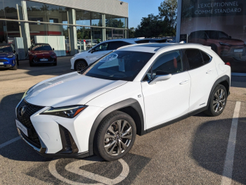 Photo 1 de l’annonce de LEXUS UX d’occasion à vendre à MONTFAVET