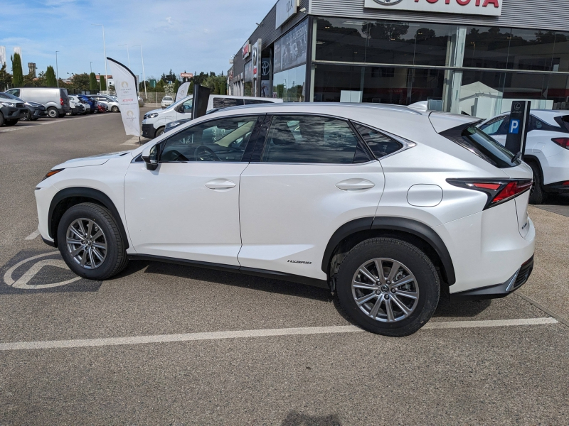 Photo 7 de l’annonce de LEXUS NX d’occasion à vendre à MONTFAVET