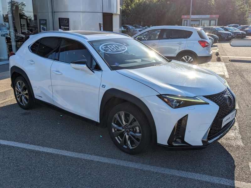 Photo 3 de l’annonce de LEXUS UX d’occasion à vendre à MONTFAVET