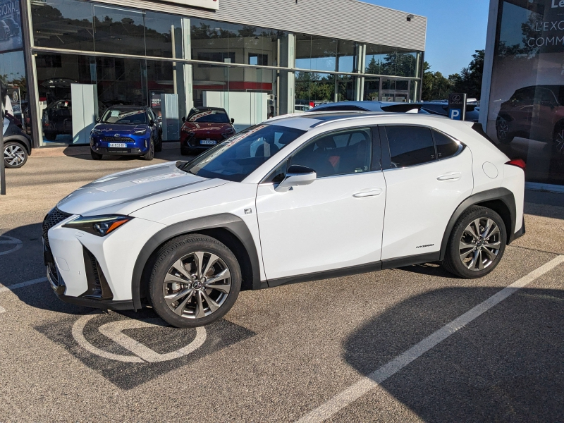 Photo 8 de l’annonce de LEXUS UX d’occasion à vendre à MONTFAVET