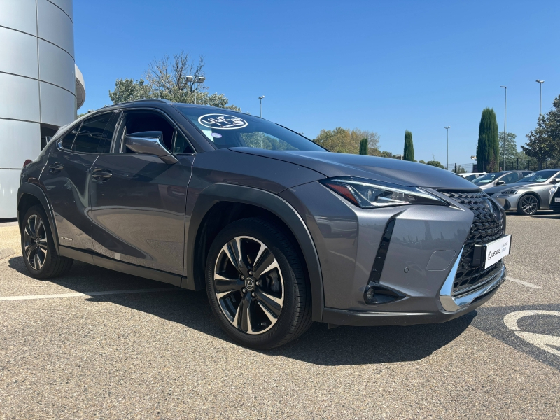 Photo 9 de l’annonce de LEXUS UX d’occasion à vendre à MONTFAVET