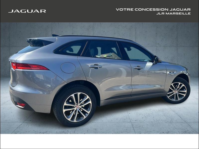 Photo 5 de l’annonce de JAGUAR F-Pace d’occasion à vendre à MARSEILLE