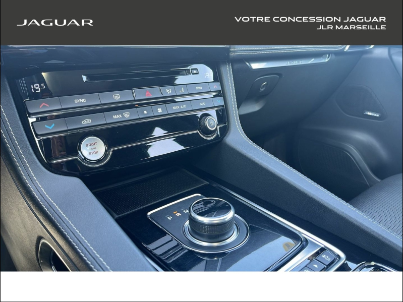 Photo 13 de l’annonce de JAGUAR F-Pace d’occasion à vendre à MARSEILLE