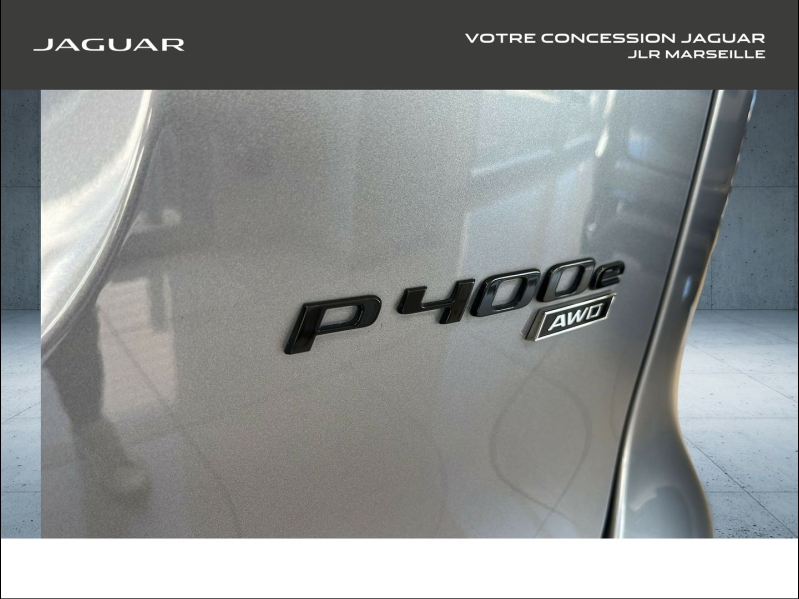 Photo 10 de l’annonce de JAGUAR F-Pace d’occasion à vendre à MARSEILLE