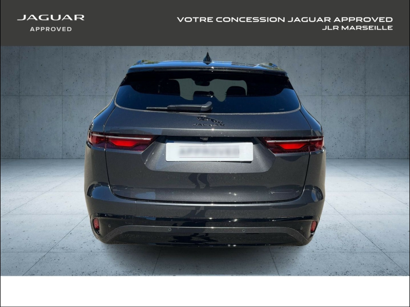 Photo 8 de l’annonce de JAGUAR F-Pace d’occasion à vendre à MARSEILLE