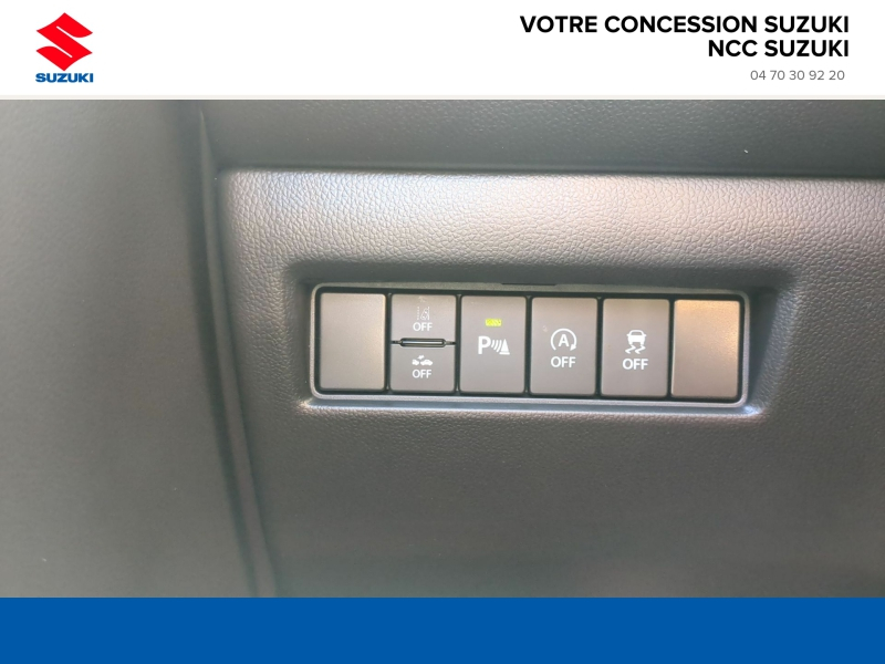 Photo 10 de l’annonce de SUZUKI Swift d’occasion à vendre à BELLERIVE-SUR-ALLIER