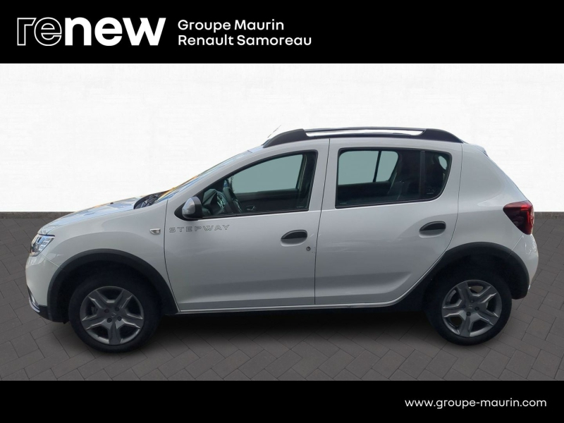 Photo 7 de l’annonce de DACIA Sandero d’occasion à vendre à FONTAINEBLEAU