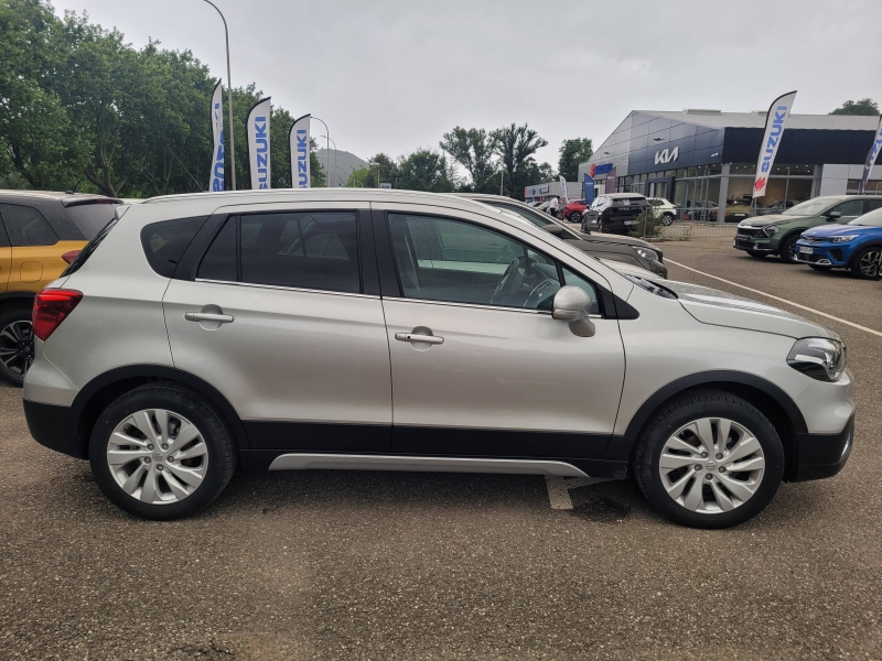 Photo 4 de l’annonce de SUZUKI SX4 S-Cross d’occasion à vendre à GAP