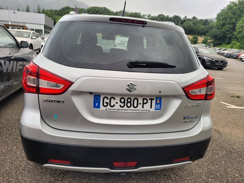 Photo 6 de l’annonce de SUZUKI SX4 S-Cross d’occasion à vendre à GAP