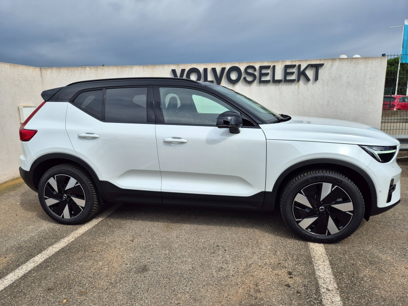 Photo 10 de l’annonce de VOLVO XC40 d’occasion à vendre à AVIGNON