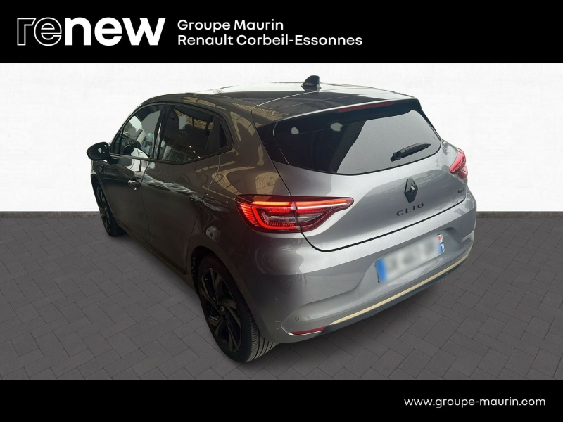 Photo 7 de l’annonce de RENAULT Clio d’occasion à vendre à CORBEIL-ESSONNES