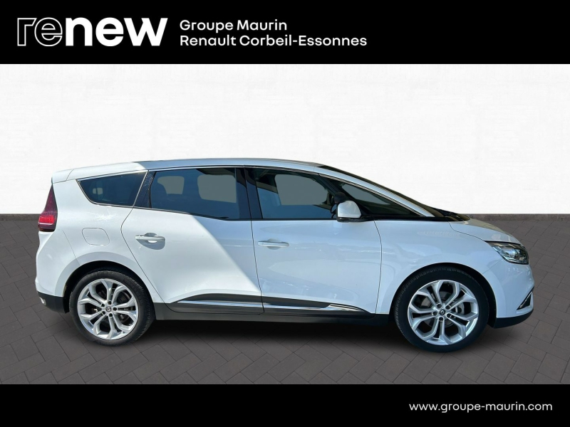 Photo 4 de l’annonce de RENAULT Grand Scenic d’occasion à vendre à CORBEIL-ESSONNES