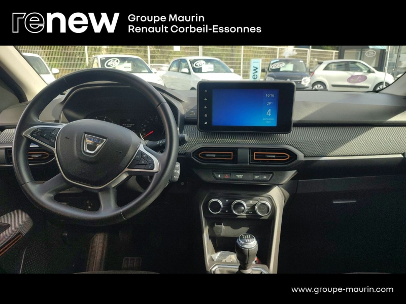 Photo 12 de l’annonce de DACIA Sandero d’occasion à vendre à CORBEIL-ESSONNES