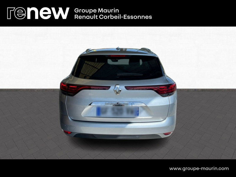 Photo 10 de l’annonce de RENAULT Megane Estate d’occasion à vendre à CORBEIL-ESSONNES