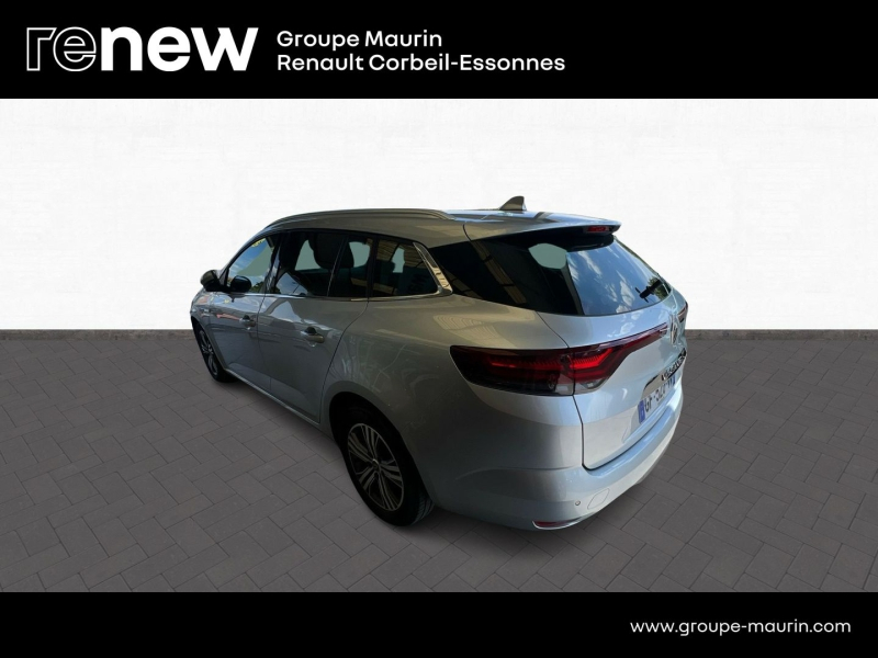 Photo 12 de l’annonce de RENAULT Megane Estate d’occasion à vendre à CORBEIL-ESSONNES