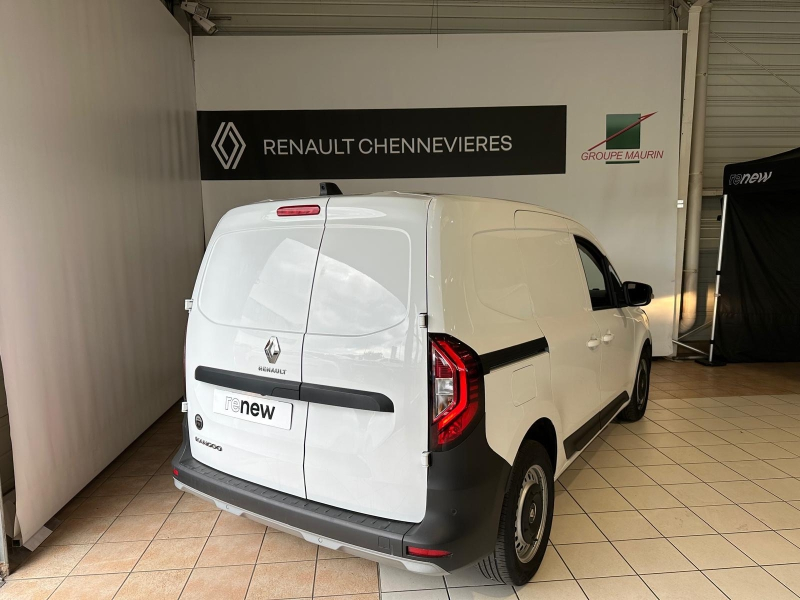 Photo 5 de l’annonce de RENAULT Kangoo Van d’occasion à vendre à CHENNEVIÈRES-SUR-MARNE