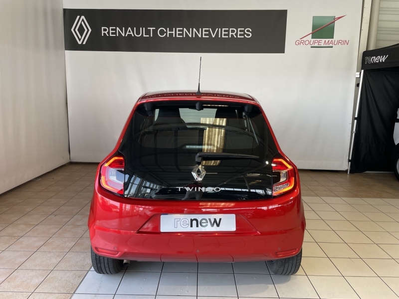 Photo 6 de l’annonce de RENAULT Twingo d’occasion à vendre à CHENNEVIÈRES-SUR-MARNE