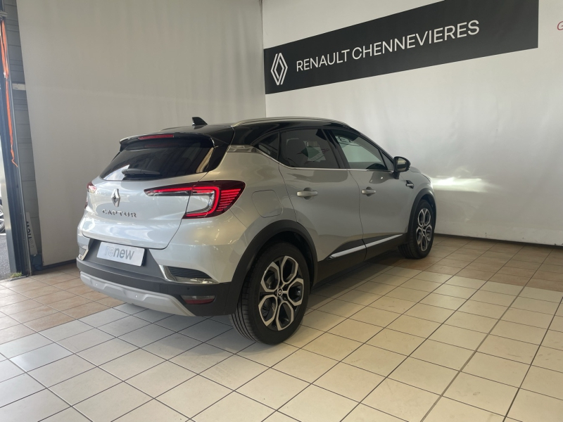 Photo 7 de l’annonce de RENAULT Captur d’occasion à vendre à CHENNEVIÈRES-SUR-MARNE